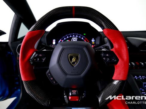 Used 2023 Lamborghini Huracan STO RWD image 13