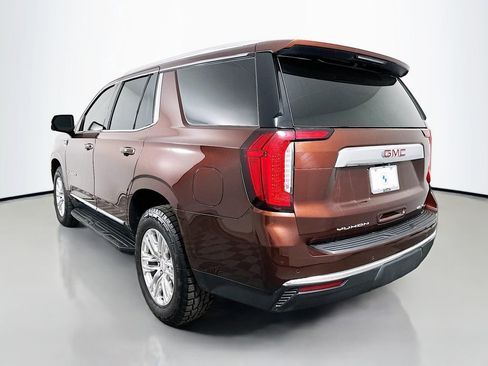 Used 2022 GMC Yukon SLT w/ SLT Premium Package image 7