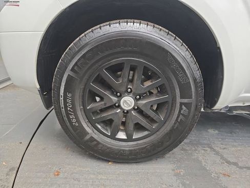 Used 2019 Nissan Frontier SV image 15