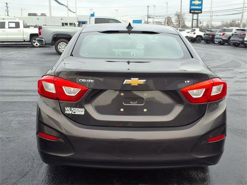 Used 2017 Chevrolet Cruze LT image 19
