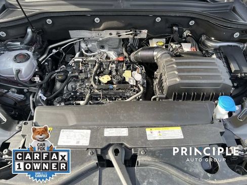 Used 2024 Volkswagen Atlas SE image 35