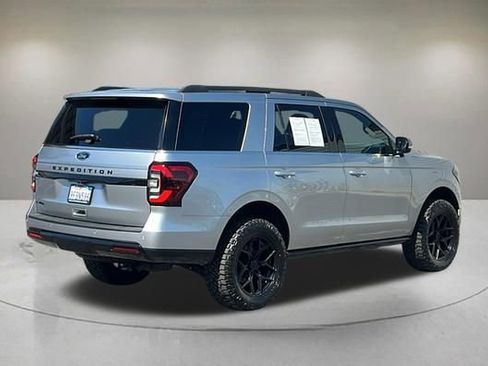 Certified 2022 Ford Expedition Limited image 6