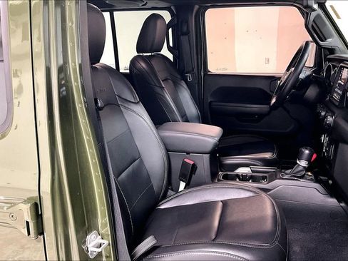 Used 2021 Jeep Wrangler Unlimited Sahara w/ Safety Group image 10