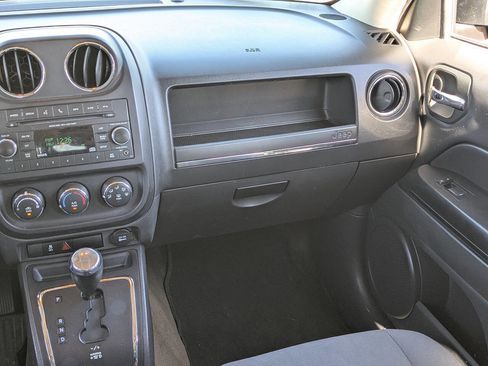 Used 2017 Jeep Patriot Sport w/ Power Value Group image 16