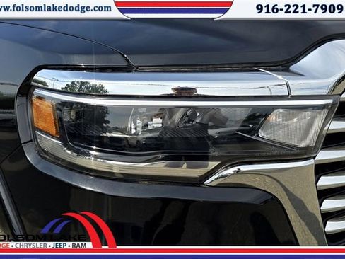 Certified 2025 RAM 1500 Laramie image 24