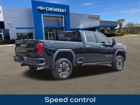 Used 2025 GMC Sierra 2500 Denali Ultimate AWD/4WD image 27