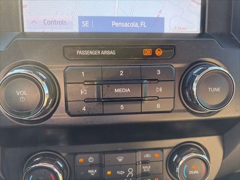 Used 2020 Ford F250 Lariat w/ Lariat Ultimate Package image 19