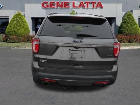 Used 2017 Ford Explorer XLT w/ Equipment Group 202A image 15