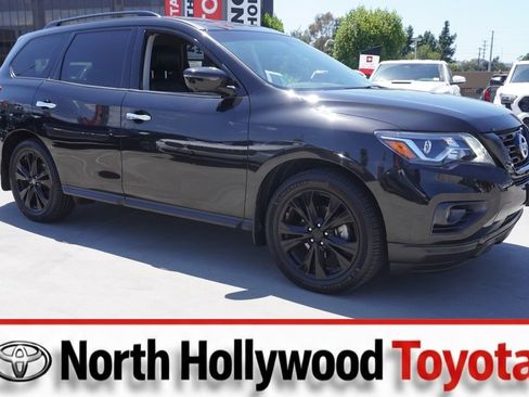 Used 2018 Nissan Pathfinder SL w/ Midnight Edition Package FWD image 1