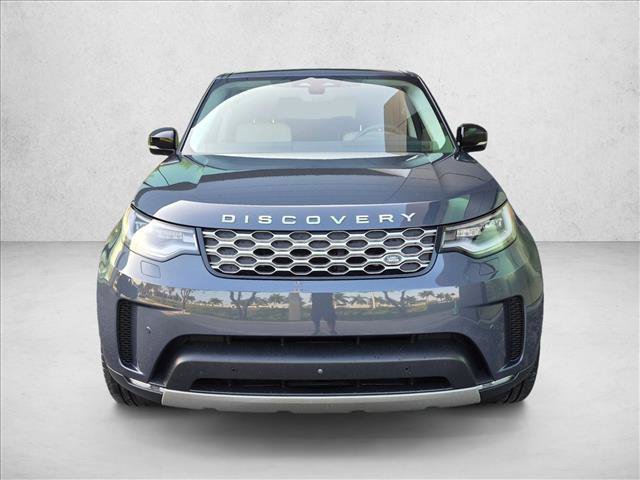 Used 2025 Land Rover Discovery S AWD/4WD image 2
