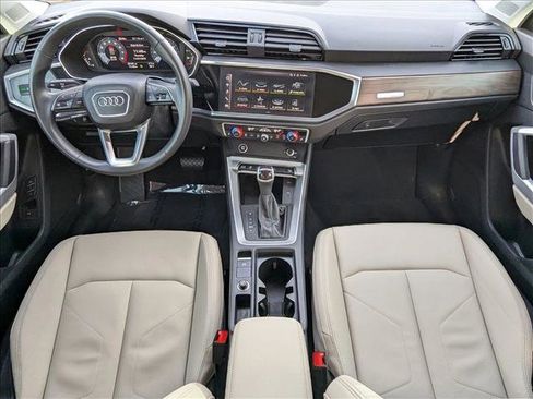 Used 2023 Audi Q3 2.0T Premium w/ Convenience Package image 18