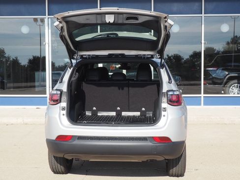 New 2026 Jeep Compass Latitude w/ Quick Order Package 29K image 6