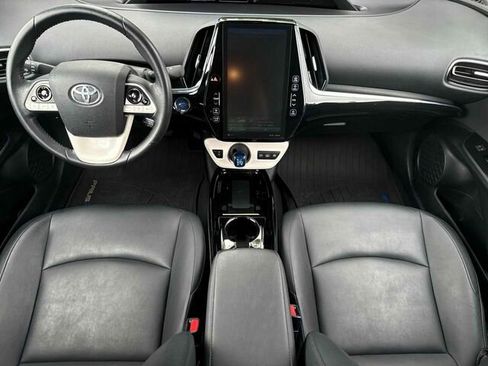 Used 2017 Toyota Prius Prime image 16
