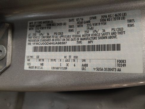 Used 2017 Ford Escape SE w/ Equipment Group 201A FWD image 33