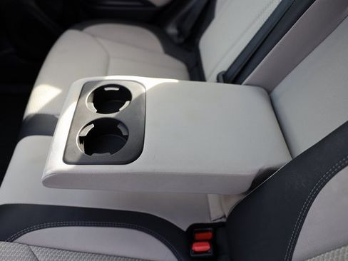 Used 2019 Subaru Forester Premium w/ All-Weather Package image 40