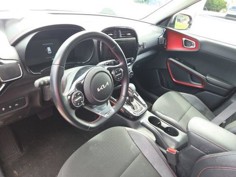 Used 2023 Kia Soul GT-Line FWD image 14