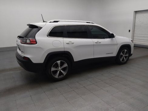 Used 2019 Jeep Cherokee Limited FWD image 10