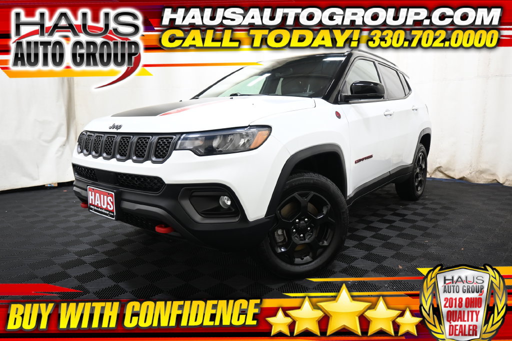 Used 2023 Jeep Compass Trailhawk AWD/4WD image 1