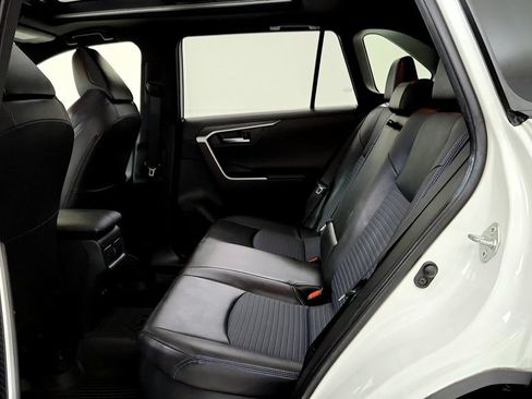 Used 2020 Toyota RAV4 XSE AWD/4WD image 21