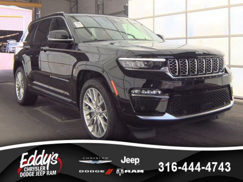 Used 2023 Jeep Grand Cherokee Summit w/ Advanced Protech Group IV AWD/4WD image 1