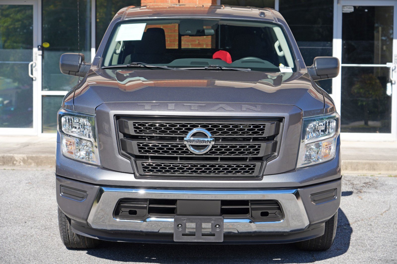 Used 2021 Nissan Titan SV RWD image 37