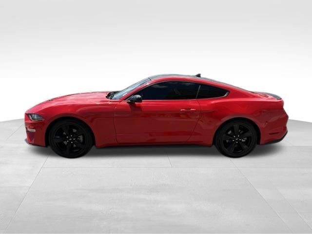 Used 2022 Ford Mustang Coupe w/ Black Accent Package RWD image 12