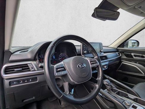 Used 2020 Kia Telluride S FWD image 10