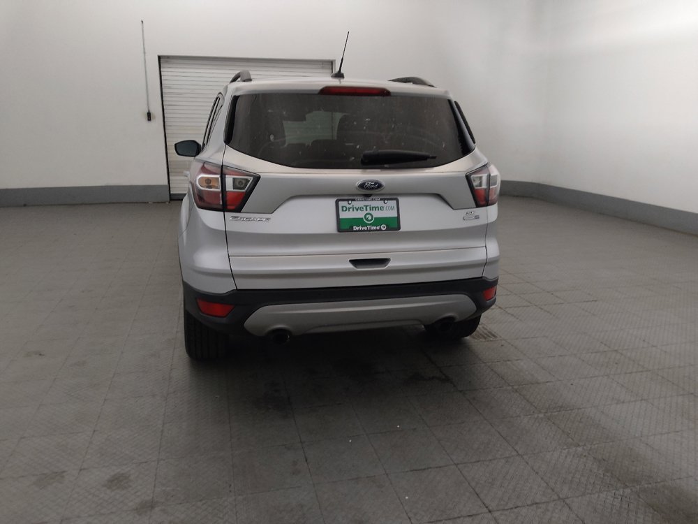 Used 2017 Ford Escape SE w/ Equipment Group 201A AWD/4WD image 6
