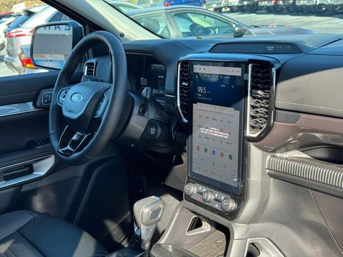 New 2024 Ford Ranger Lariat w/ Trailer Tow Package image 26
