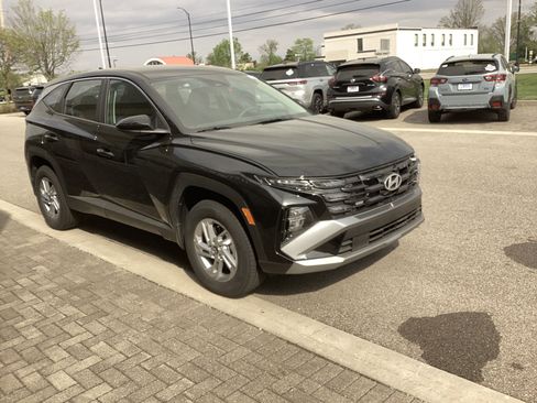 Certified 2026 Hyundai Tucson SE AWD/4WD image 1