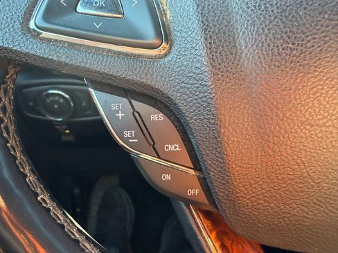 Used 2017 Lincoln MKX Reserve w/ Lincoln MKX Climate Package AWD/4WD image 14