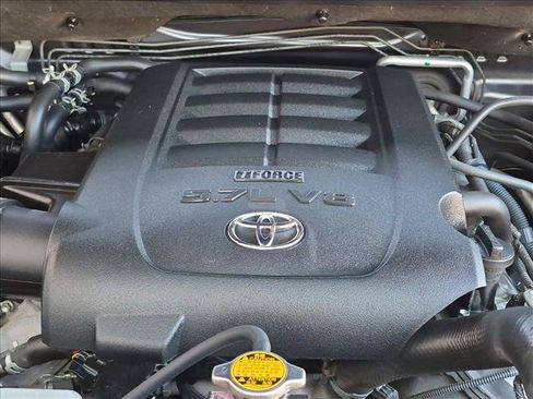 Used 2017 Toyota Sequoia SR5 AWD/4WD image 21