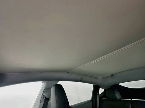 Used 2026 Tesla Model Y AWD image 24