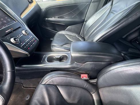 Used 2015 Lincoln MKC FWD w/ Equipment Group 101A Select image 24