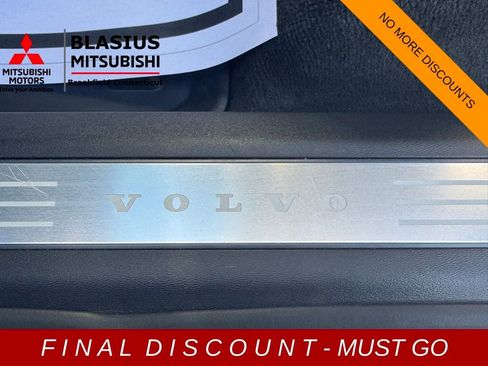 Used 2025 Volvo XC90 B6 Ultra w/ Protection Package Premier image 29