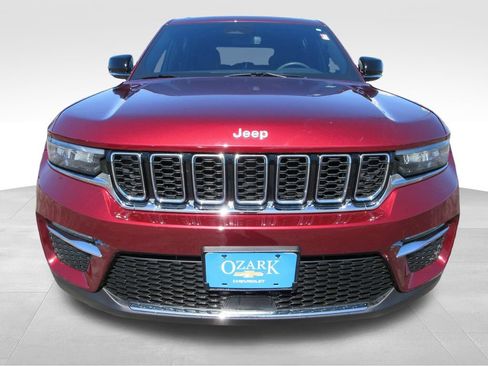 Used 2024 Jeep Grand Cherokee Limited AWD/4WD image 9