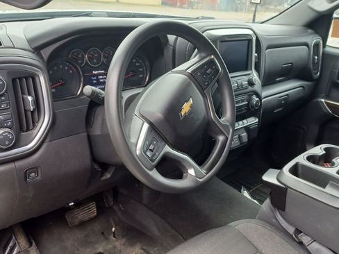 Used 2020 Chevrolet Silverado 1500 LT image 4