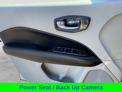 Certified 2018 Jeep Compass Latitude image 21