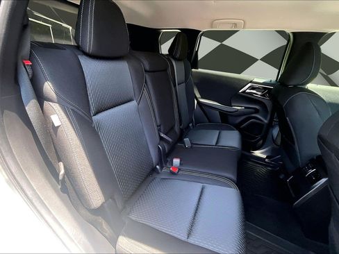 Used 2022 Mitsubishi Outlander ES AWD/4WD image 27