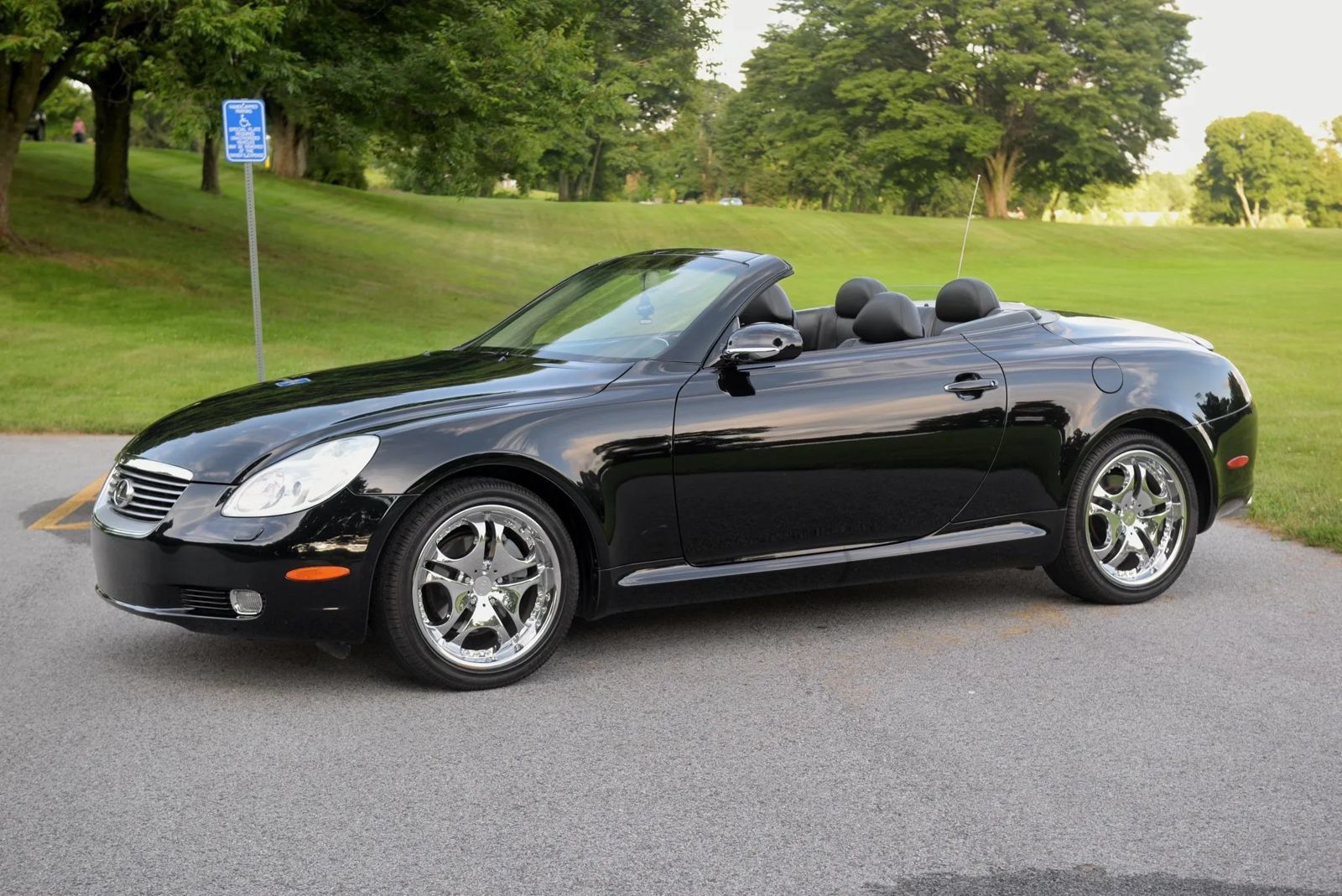 Used 2002 Lexus SC 430 Convertible RWD image 9