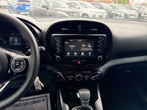 Used 2021 Kia Soul S FWD image 38