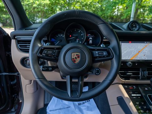 Certified 2026 Porsche Macan Turbo AWD/4WD image 25