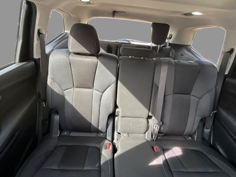 Used 2020 Subaru Ascent Premium w/ Sport Package image 13