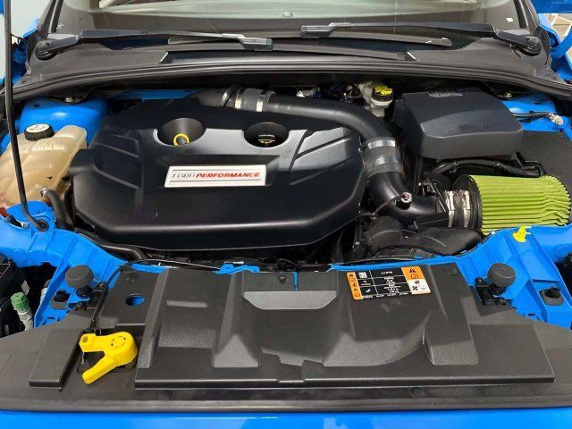 Used 2017 Ford Focus RS AWD/4WD image 10