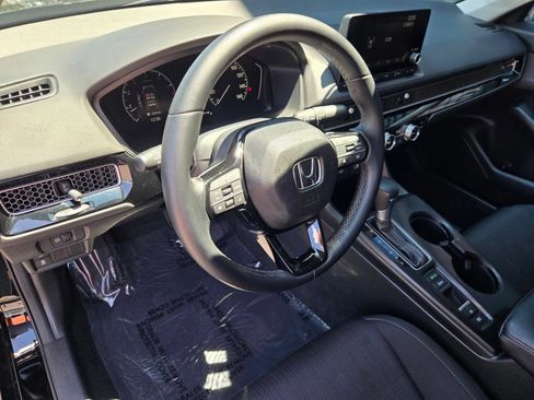 Used 2024 Honda Civic EX image 19