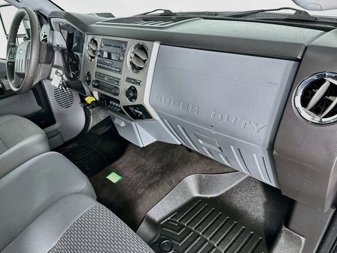 Used 2016 Ford F350 XLT AWD/4WD image 24