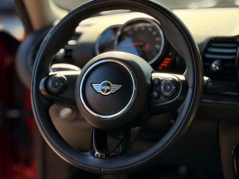 Used 2016 MINI Cooper Clubman image 17