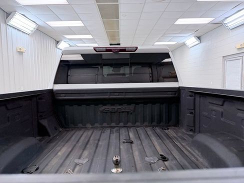 Used 2024 GMC Sierra 2500 AT4 w/ AT4 Premium Plus Package AWD/4WD image 32
