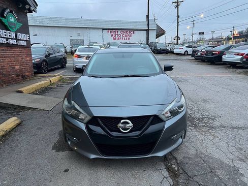 Used 2018 Nissan Maxima SR w/ Midnight Edition image 8