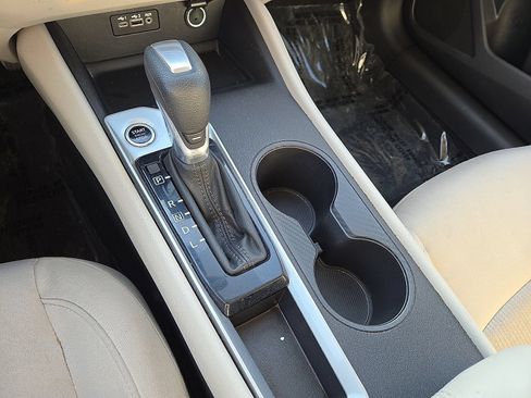 Used 2025 Nissan Altima 2.5 SV FWD image 30